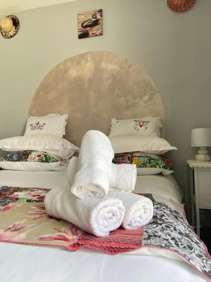 Esprit Etape Bed and Breakfast Saint-Barthélemy-de-Vals 0*,  Frankrijk